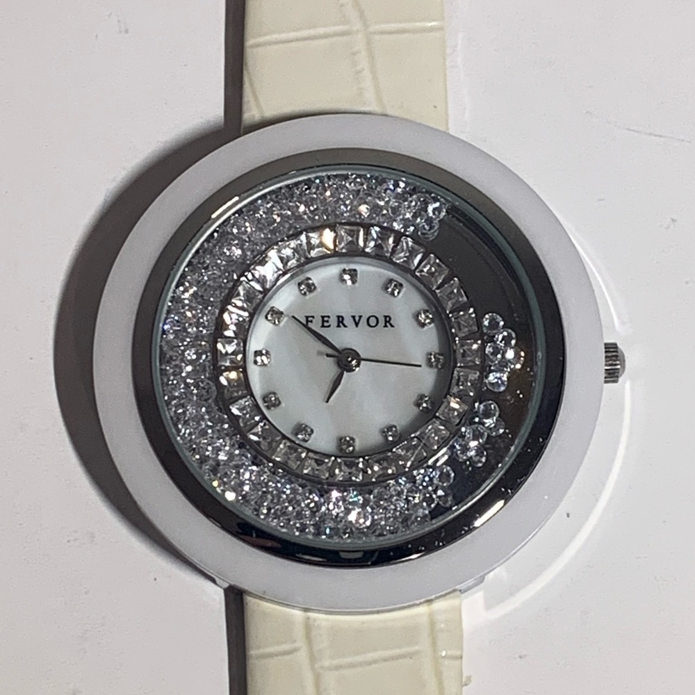 [2/$25] Y2K FERVOR MONTREAL WOMENS WHITE SNAKESKIN GEMSTONE STRAP BUCKLE WATCH